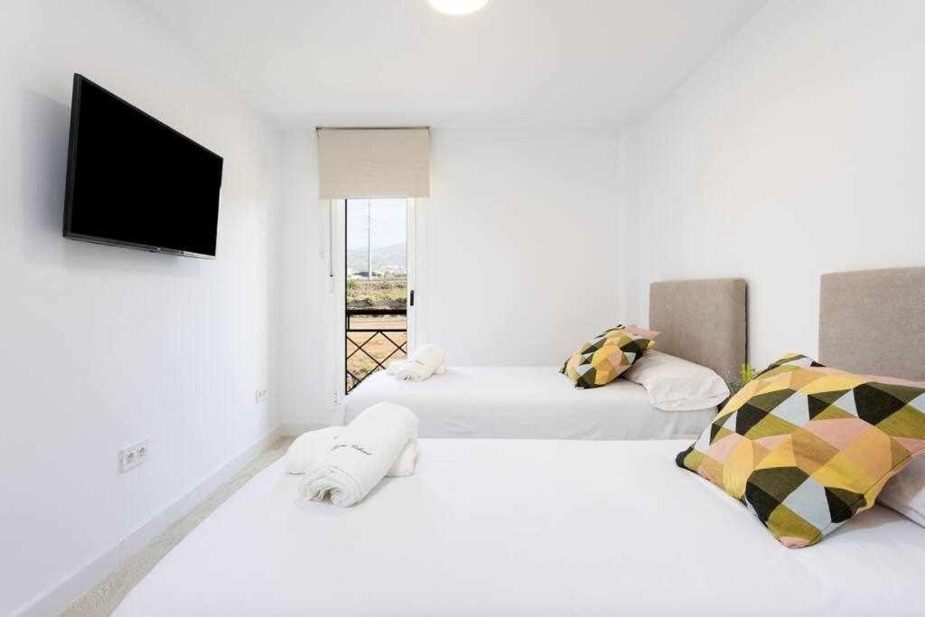 Sunnyland Apartment Arona Чо Экстерьер фото